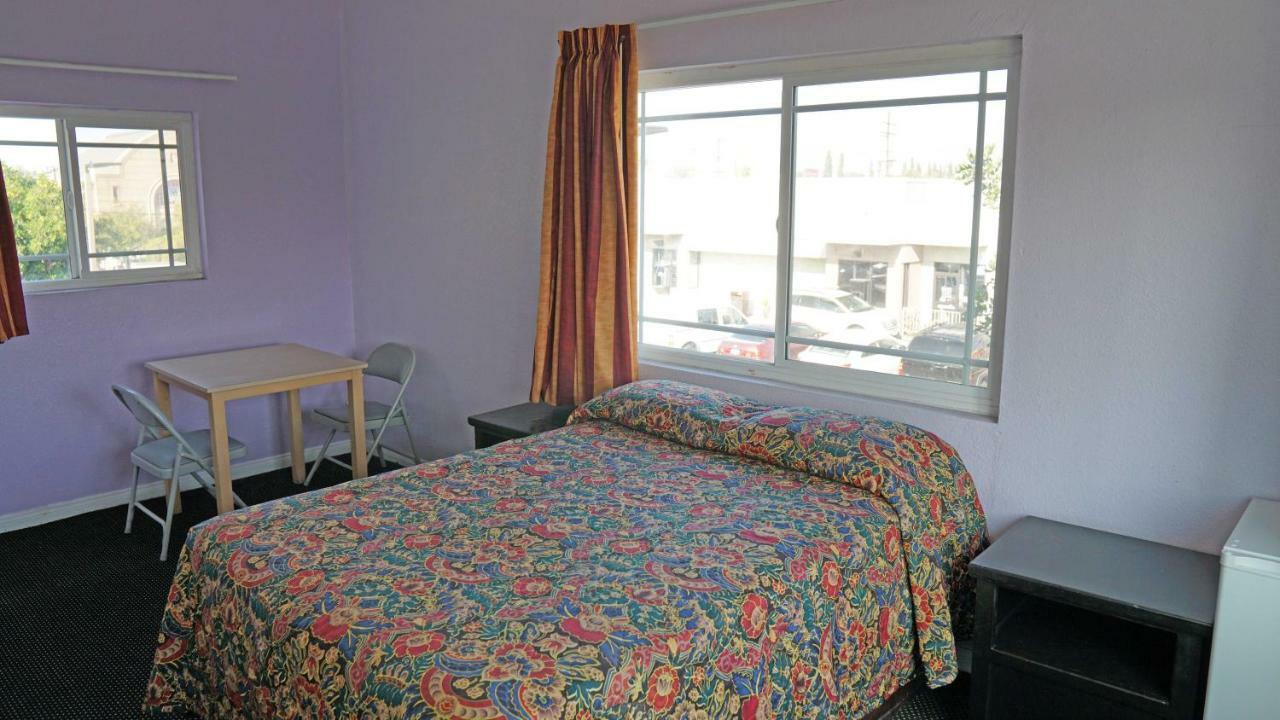 Hotel Antonio - Downtown Angeles, Near Hollywood 2*